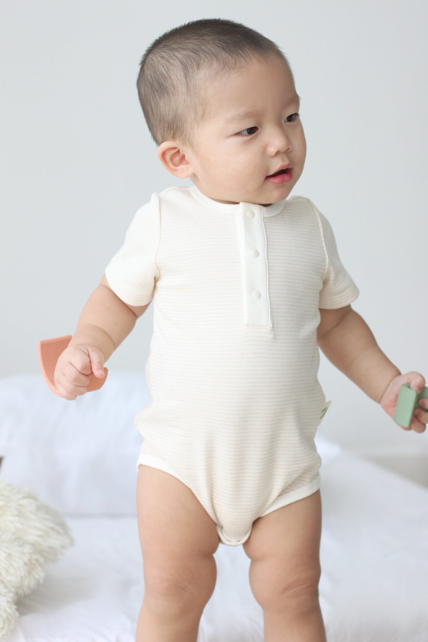 Organic Cotton Short Sleeve Baby Bodysuit -Purely Natural